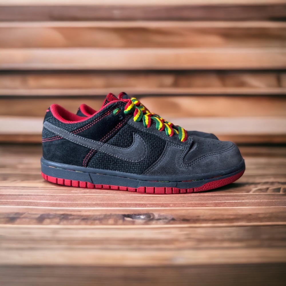NIKE Dunk Low CL Rasta Pack 304714-991 SIZE M US 4.5
